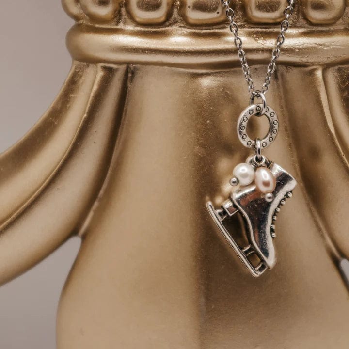 Brilliance & Melrose Skate Necklace with Pearls By Brilliance & Melrose Canada -